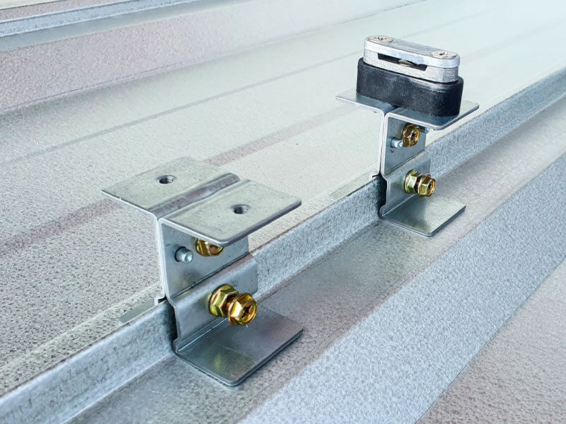 Roof Protection clip for Standing Seam system : roof profile is KS TripleSeam65 and KS TripleSeam110
